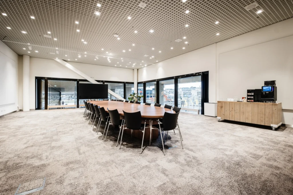 AHOY Rotterdam — Rotterdam Ahoy Convention Centre — Photo 9