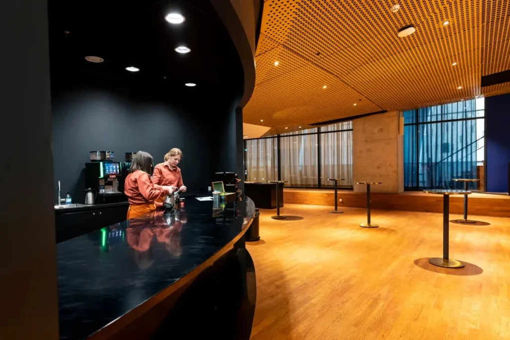 Amare – locatie – Bar in Park 1