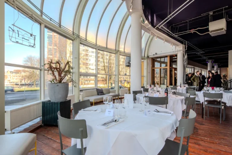 BlueCity (Tropicana-gebouw) – Bar Stroom – Bar Stroom dineropstelling
