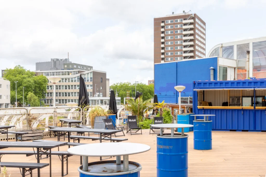 BlueCity (Tropicana-gebouw) – locatie – foto 16