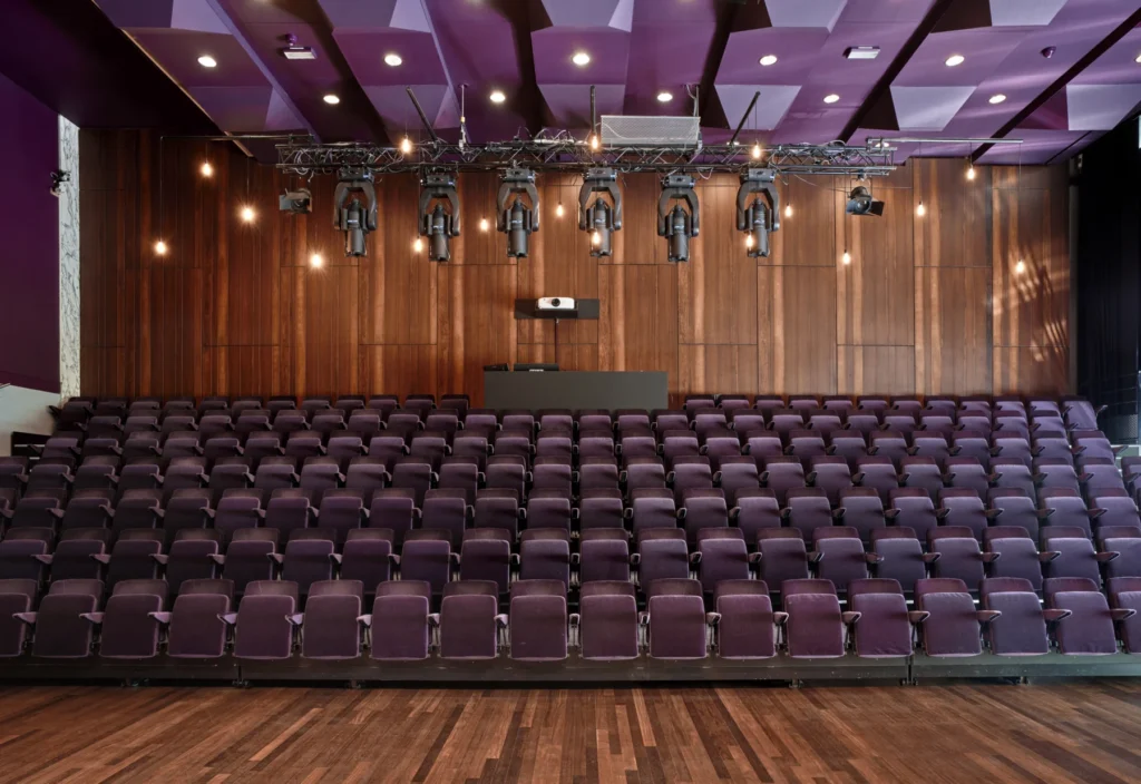 de Doelen ICC Rotterdam — Eduard Flipse Zaal — Interior 1