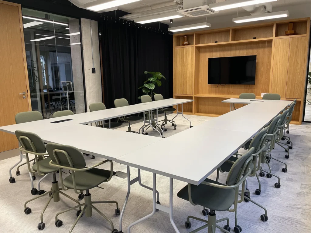 Dotslash Utrecht — Boardroom ./sudo — U-shaped layout 1