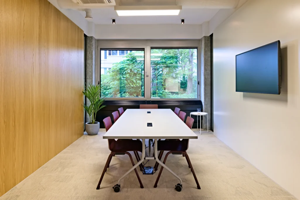 Dotslash Utrecht — Meetingroom ./create — Interior 1
