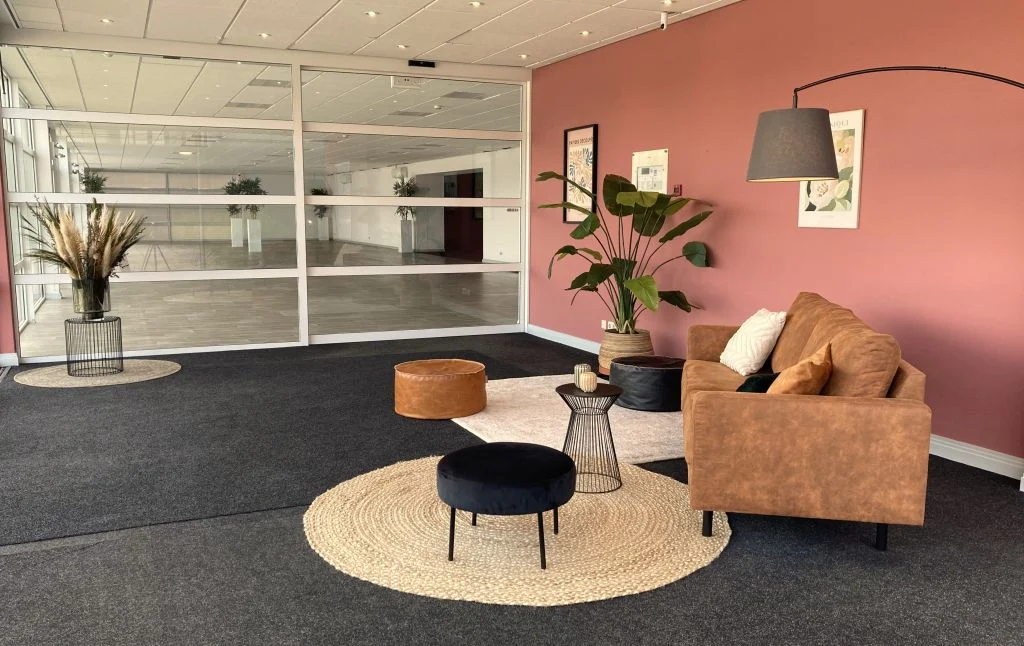 EEC Leiden — The Hall — Entrance and reception 9