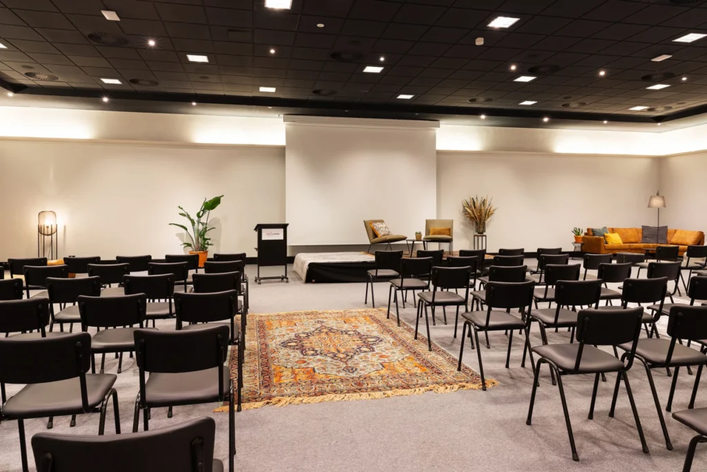 EEC Leiden — The Imperial / Square - ECC Leiden — Interior 2