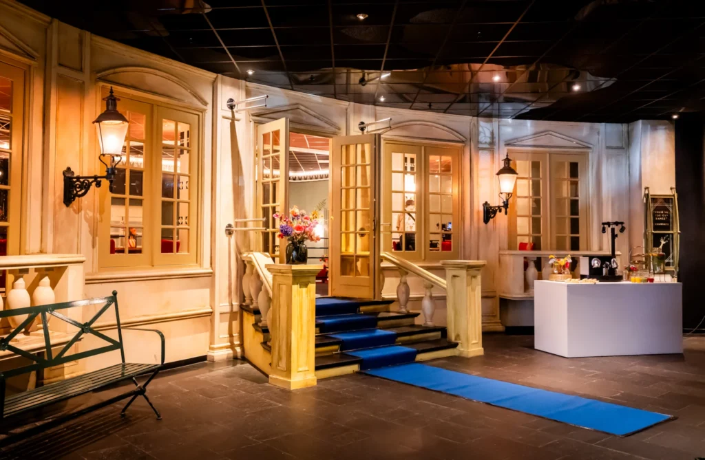 Event Studio's Aalsmeer – Main Street & Centrale Hal – Main Street voor het Grand Café
