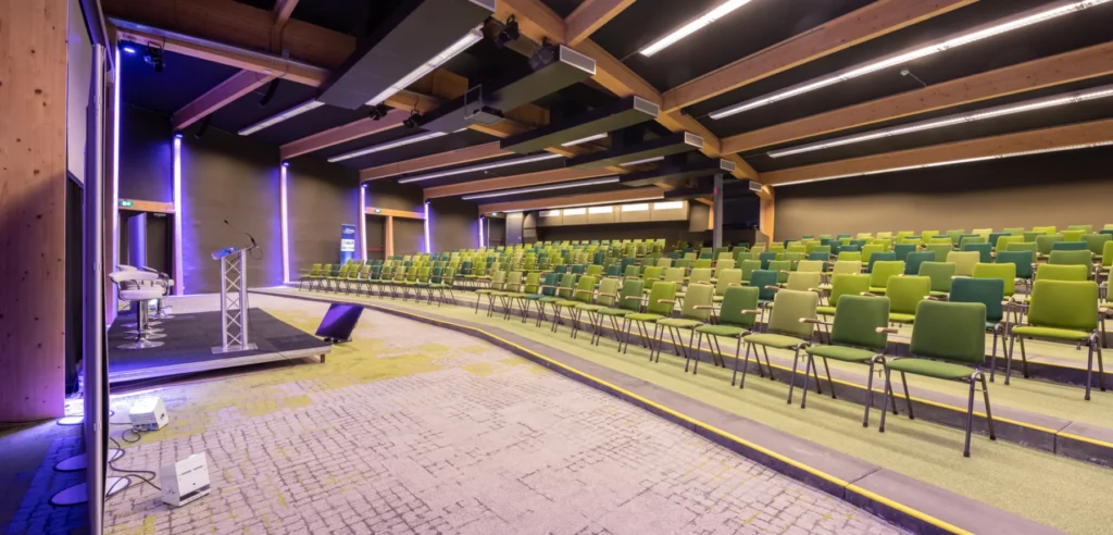 Expo Haarlemmermeer — Auditorium — Conference setting 2