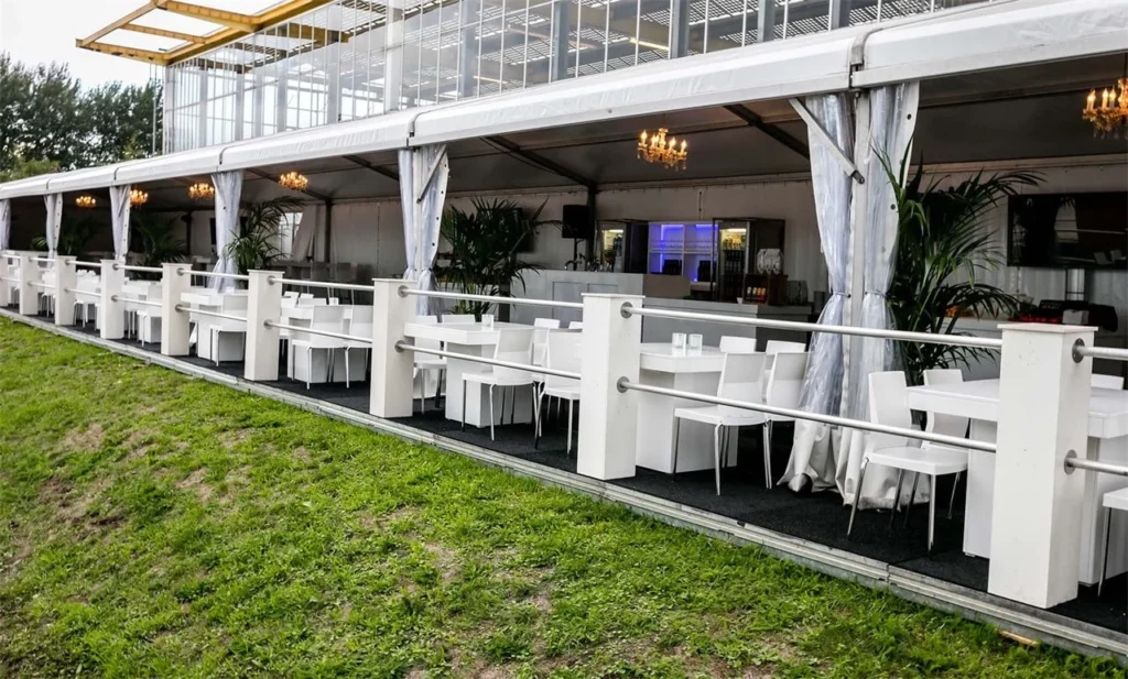 EXPO Greater Amsterdam - Buitenterrein - Diner