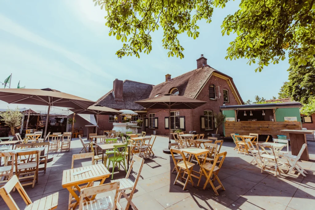 Hart van Holland — The terrace — Photo 1