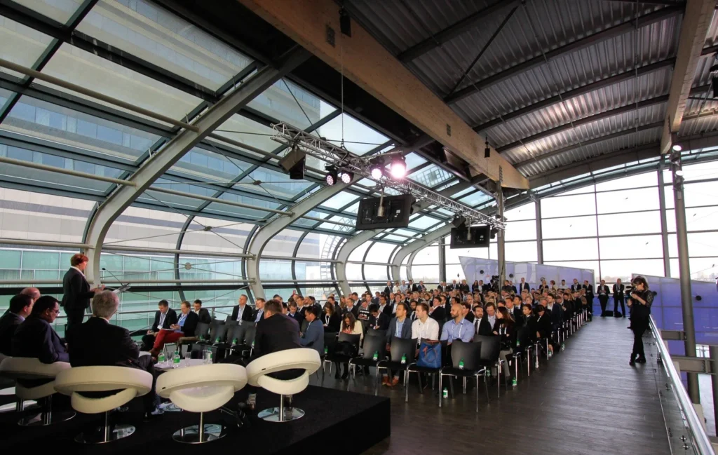 ijVENUES & Movenpick Hotel Amsterdam City Centre – D - Panorama Deck – 17.-Panorama-Meeting-2