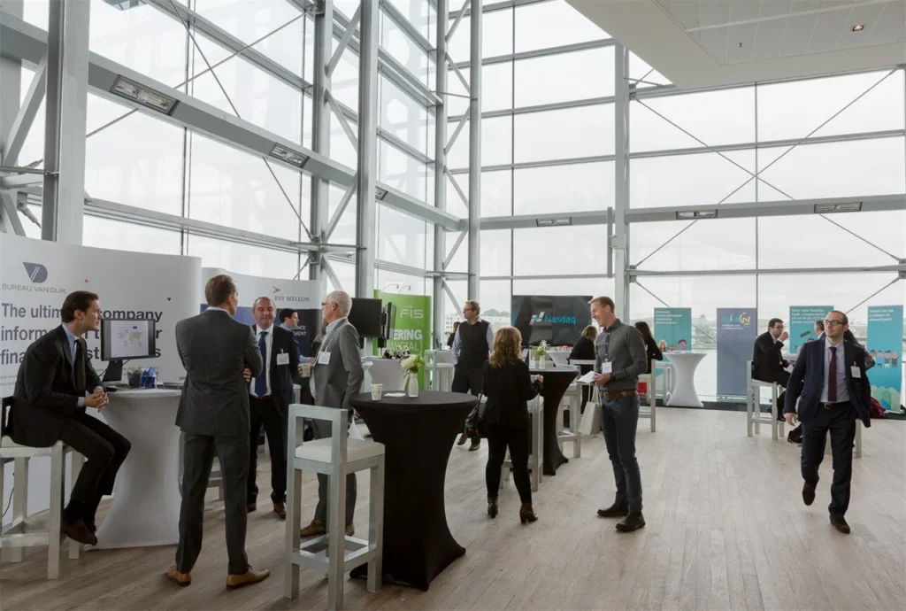 ijVENUES & Movenpick Hotel Amsterdam City Centre – locatie – foto 26