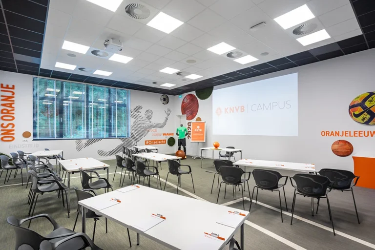 KNVB Campus – Zaal 3 – Zaal 3 cabaret