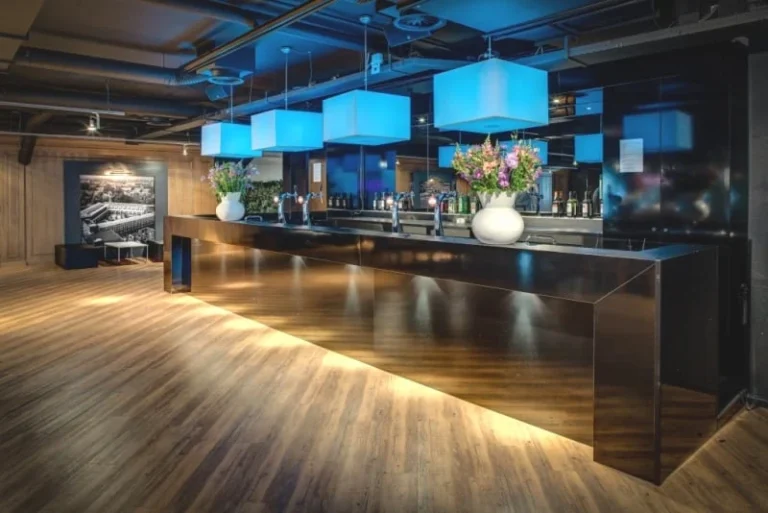 Lumen Hotel & Events – Businessclub 1 – business-lounge-klein