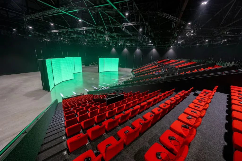 Midden Nederland Hallen — Theatre Hall — Photo 1