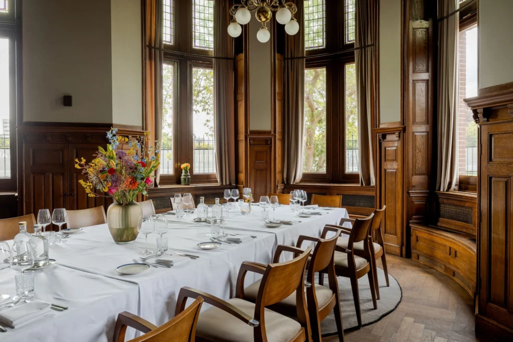 Munthuys – locatie – Wilhelmina Kamer in private dining opstelling