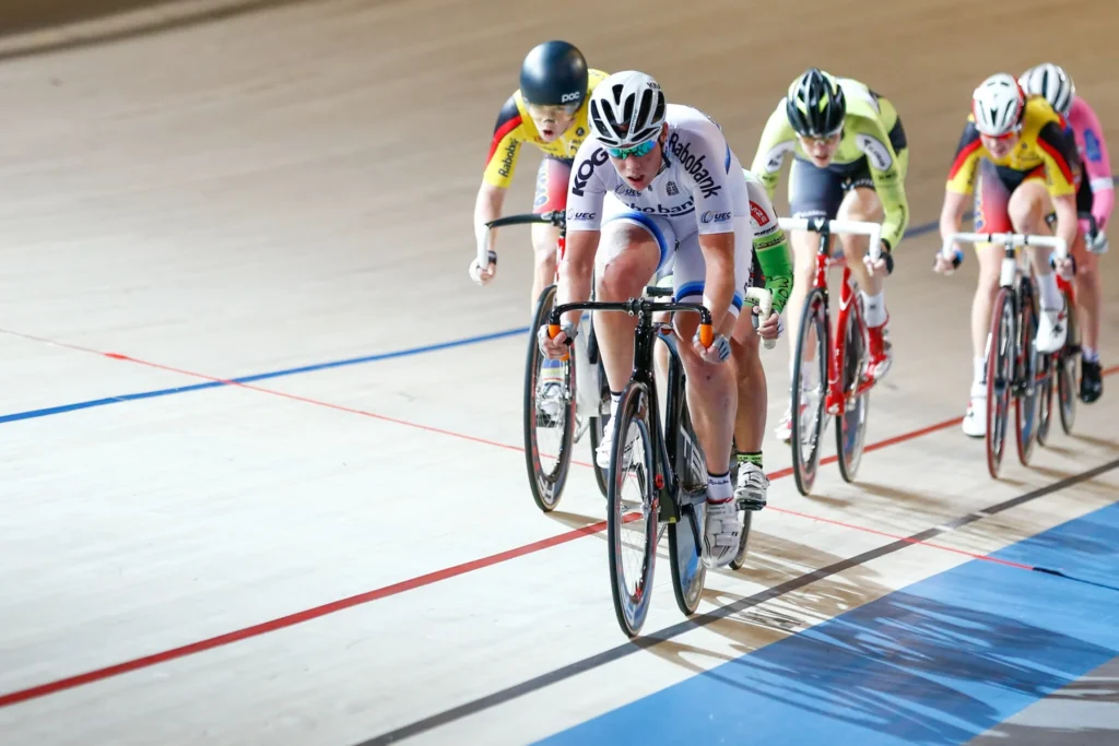 Omnisport Apeldoorn — Cycling and Athletics Hall — Photo 8