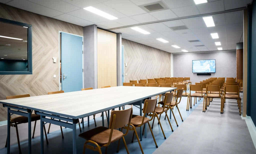 Omnisport Apeldoorn — Workout Rooms Sportfoyer 1 to 3 — Entrance and reception 4