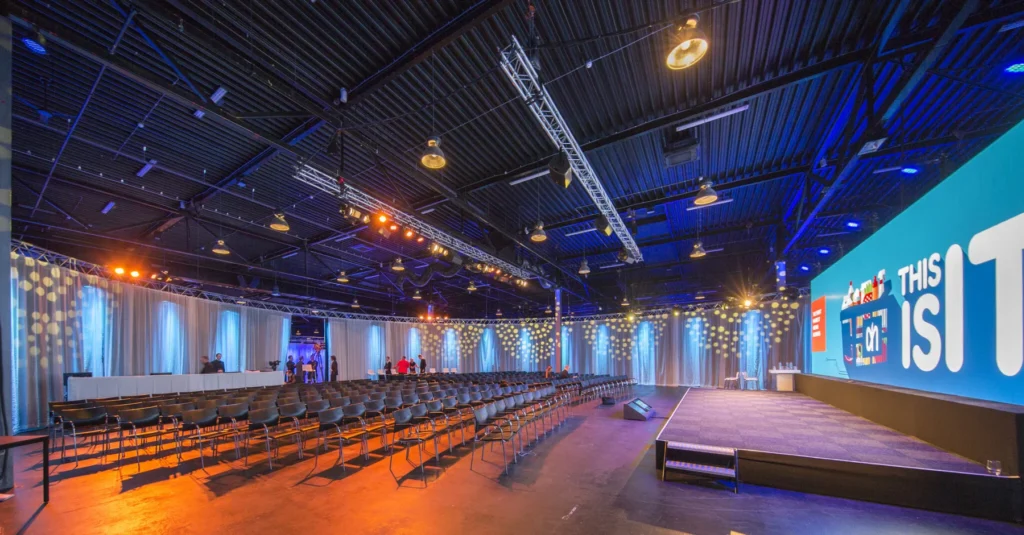 Taets Art and Event Park — Hall 1 | The Black Box — Conference setting 4