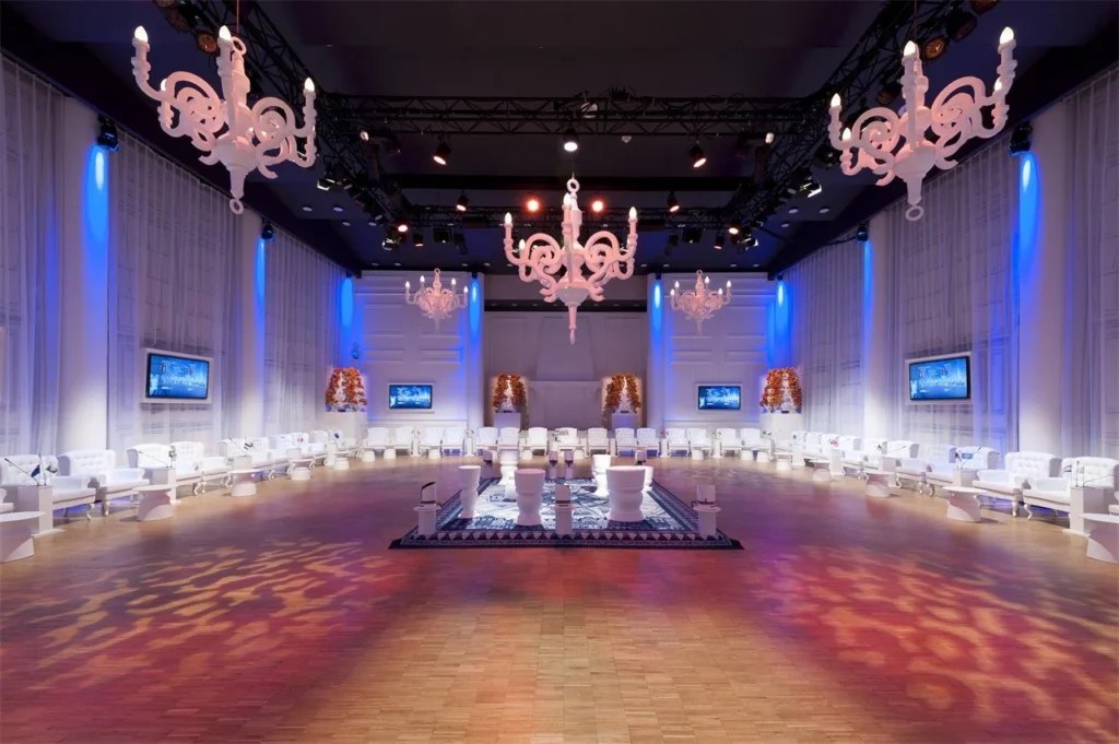 World Forum The Hague — Amazon — Photo 1